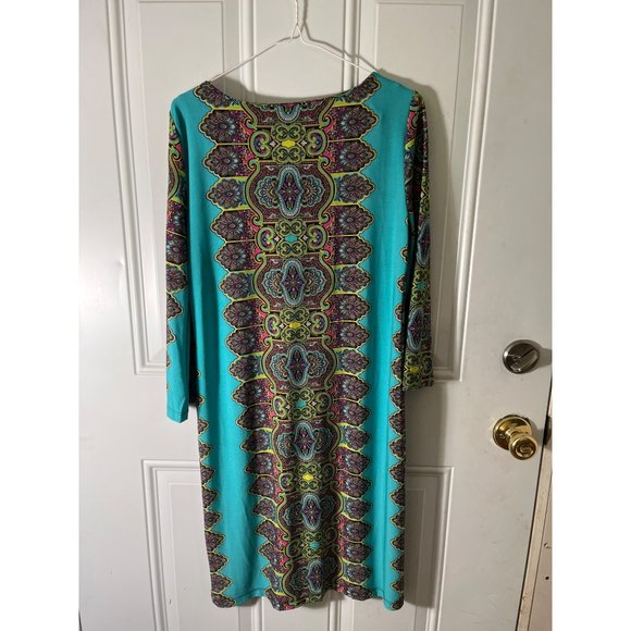 Emma & Michelle woman’s 3/4 sleeve midi dress size small. - Picture 3 of 7